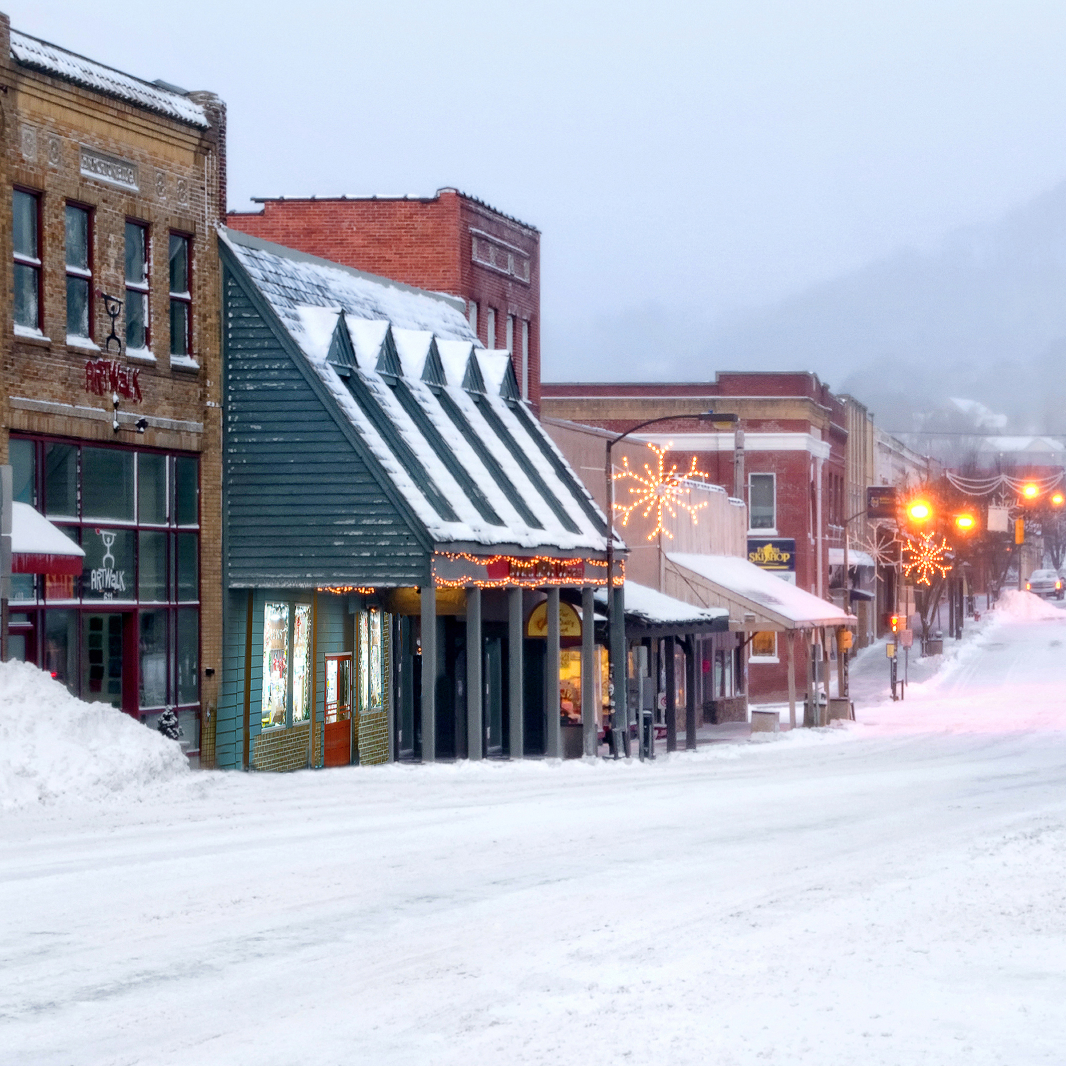 Downtown Boone Small Business Saturday.jpg